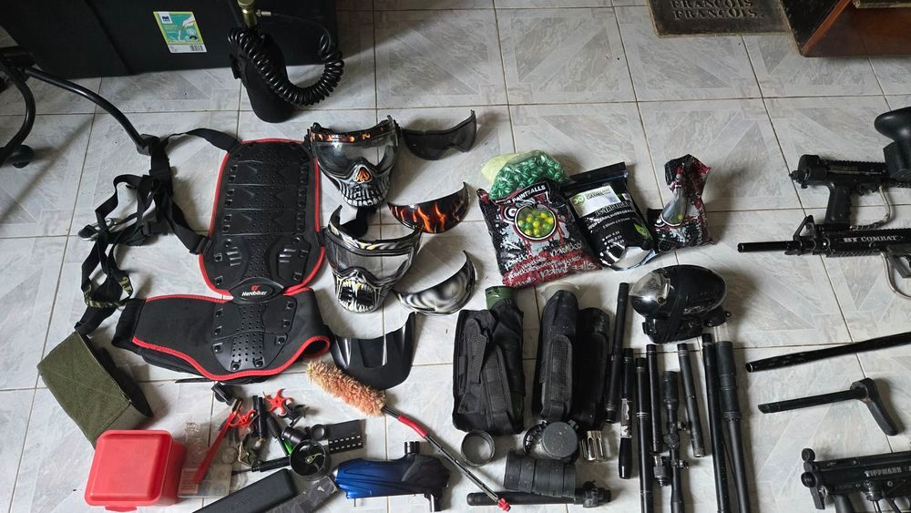 Lot : Armes de paintball. Sports
