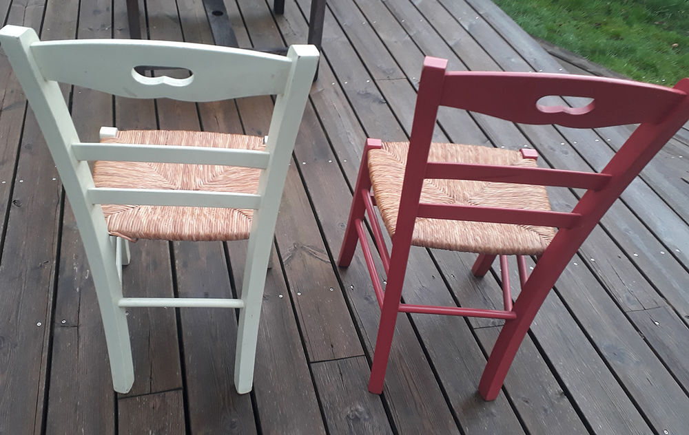 8 chaises bois peint laqu&eacute; assise paille style "Paysanne" Meubles