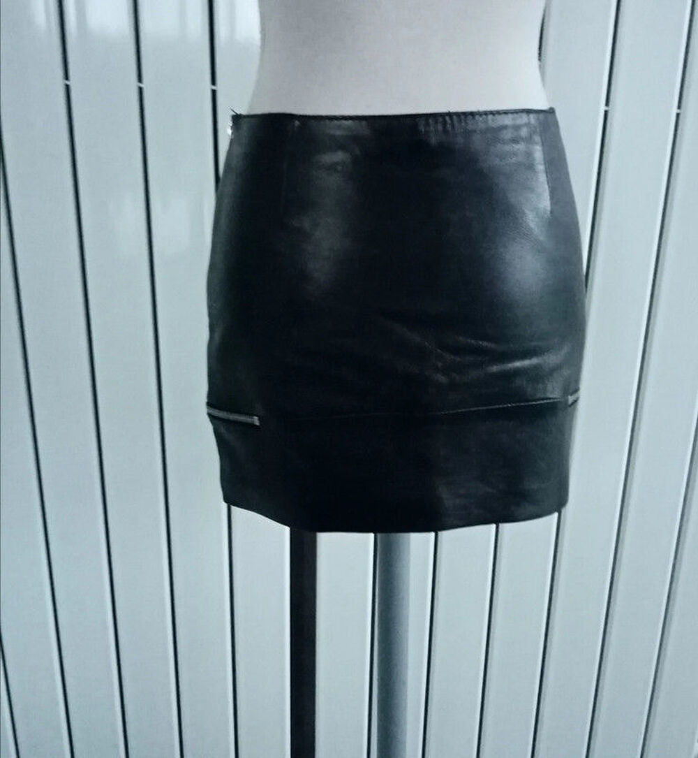 JUPE ZARA CUIR Vêtements