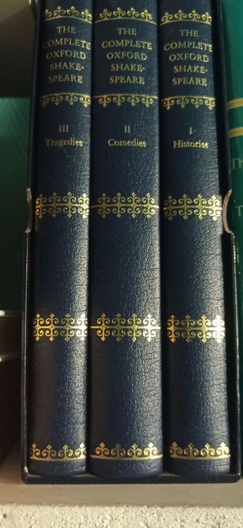 trois beaux livres en anglais dans leur coffret 20 Pantin (93)