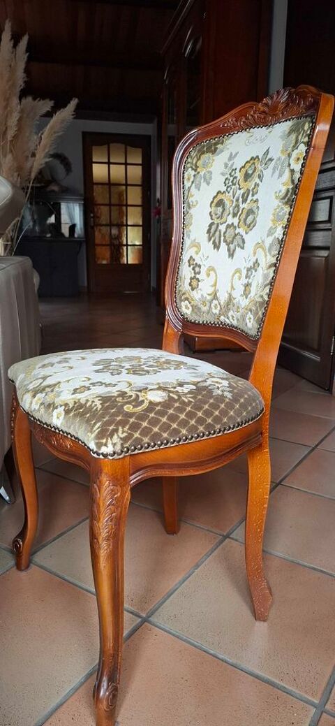 6+chaises+tr�s+bon+�tat 350 Carmaux (81)