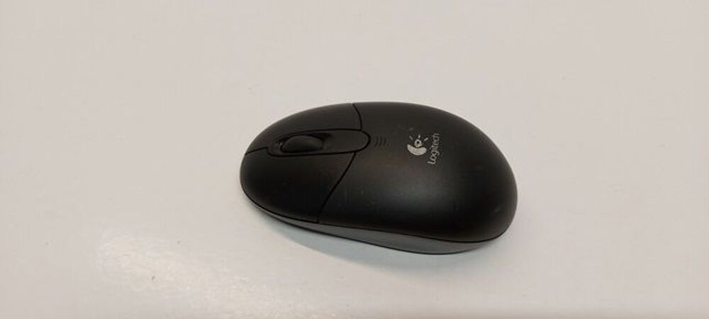 Souris Sans fil LOGITECH RX 600 avec son r&eacute;cepteur USB.2 Matériel informatique