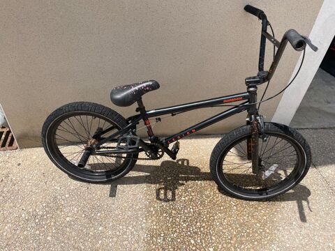 vélo BMX noir 100 Vézénobres (30)