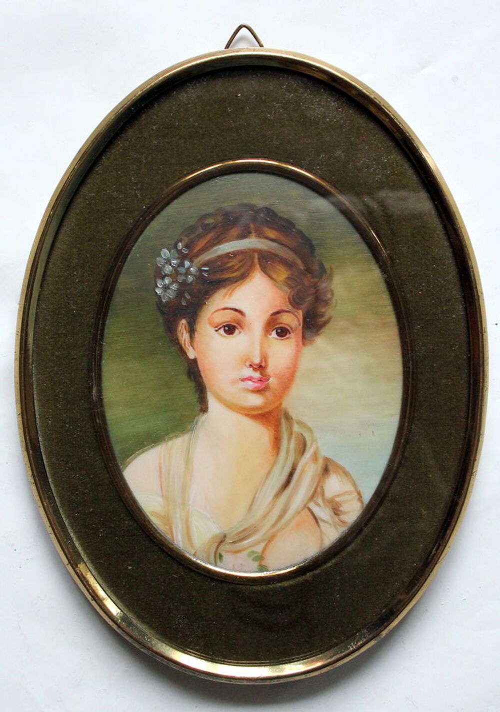 Portrait de Jeune fille peint &agrave; la main cadre laiton bomb&eacute; Décoration