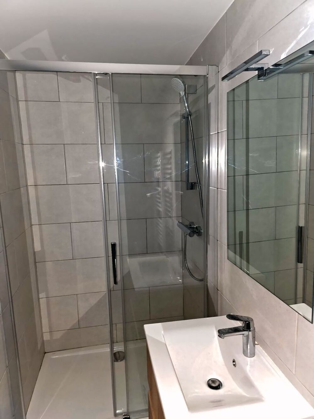 Location Appartement Superbe Studio T1Bis neuf et meublé avec jardin privatif Rueil-malmaison