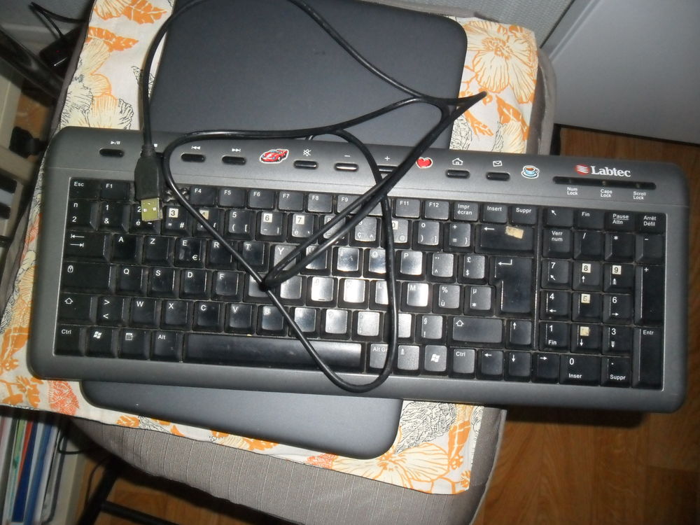 clavier Matériel informatique