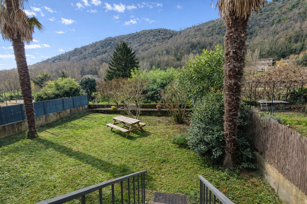 Vente Maison Maison de ville avec jardin à SAINT-LAURENT-DU-PAPE Saint-laurent-du-pape