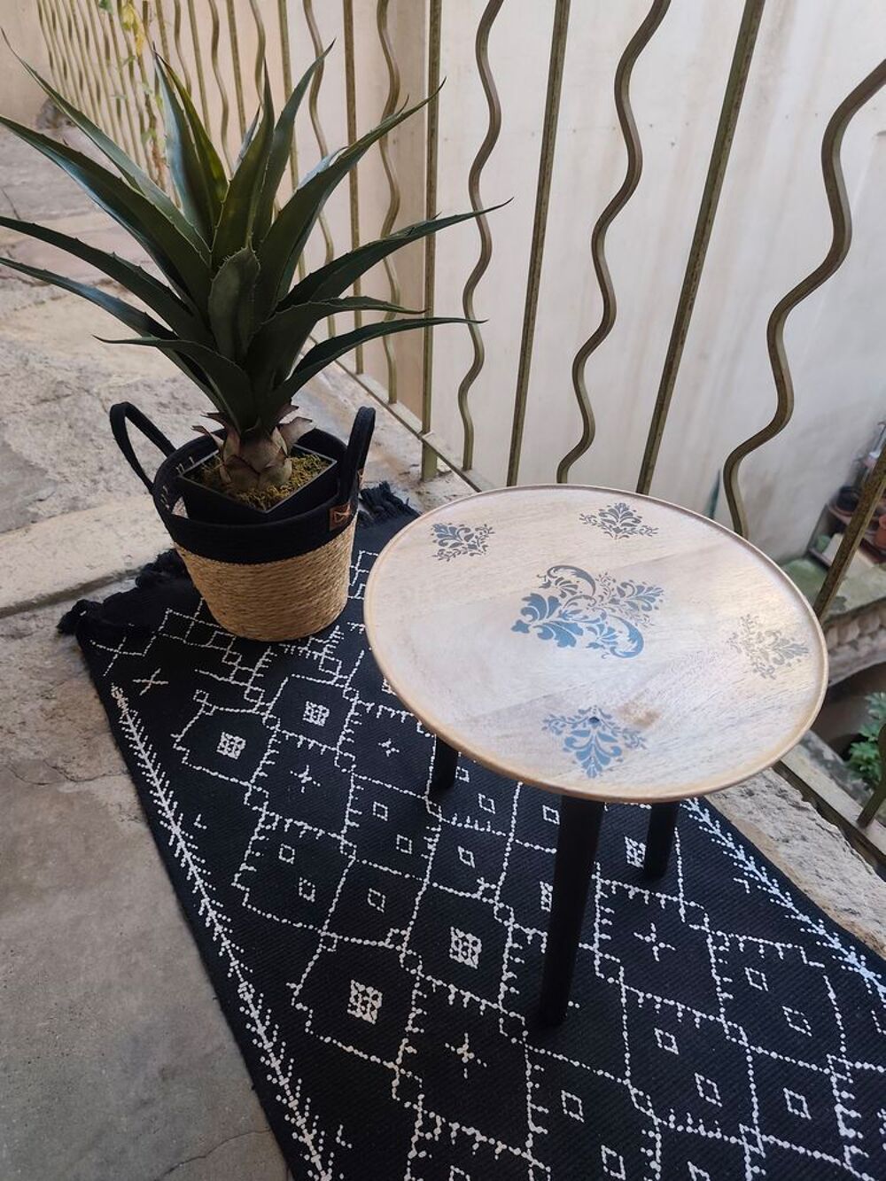 Table basse mandala fait main Meubles