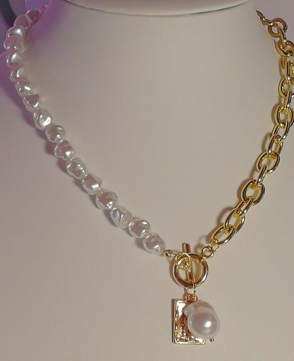 Colliers ras du cou en perles Bijoux et montres