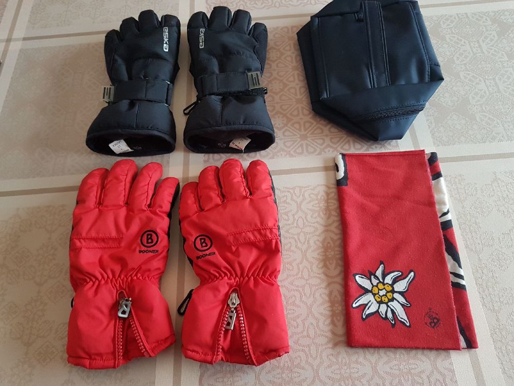 VETEMENTS SKI ET ACCESSOIRES Sports