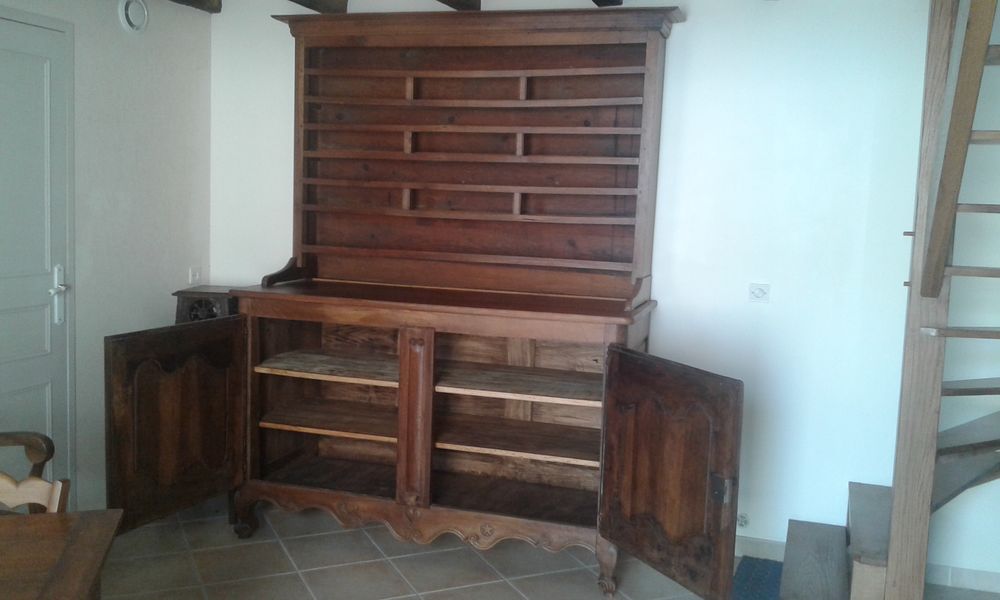 Tr&egrave;s beau buffet vaisselier ancien Meubles