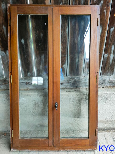 Fen�tre en bois massif 100x163cm, double vitrage, 2 vantaux 93 Foncine-le-Haut (39)