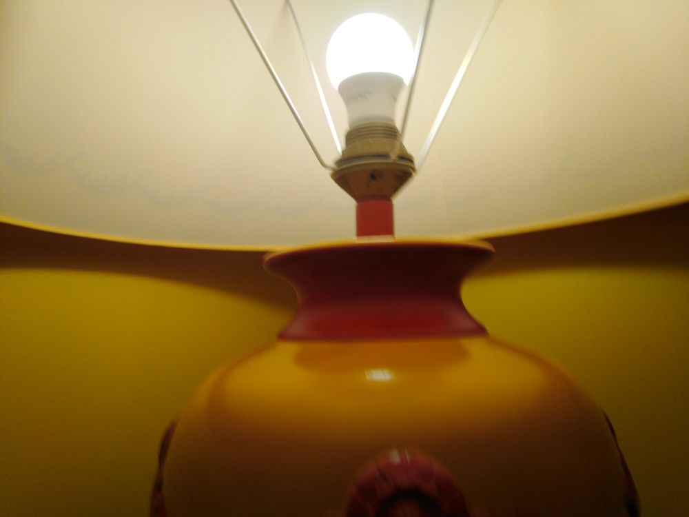 LAMPE DE CHEVET EN CERAMIQUE ( BHV ) Décoration