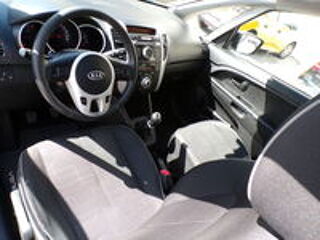 Venga 1.6 CRDi 115 ch Urban Chic 2012 occasion 42300 Roanne