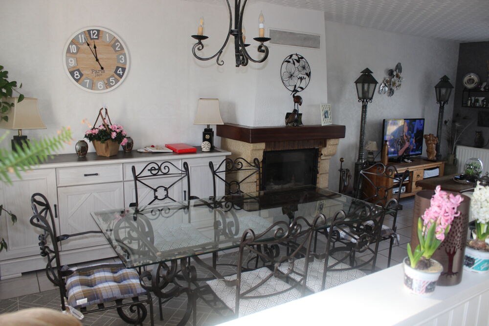 SALLE A MANGER FER FORGE ET GLACE Meubles