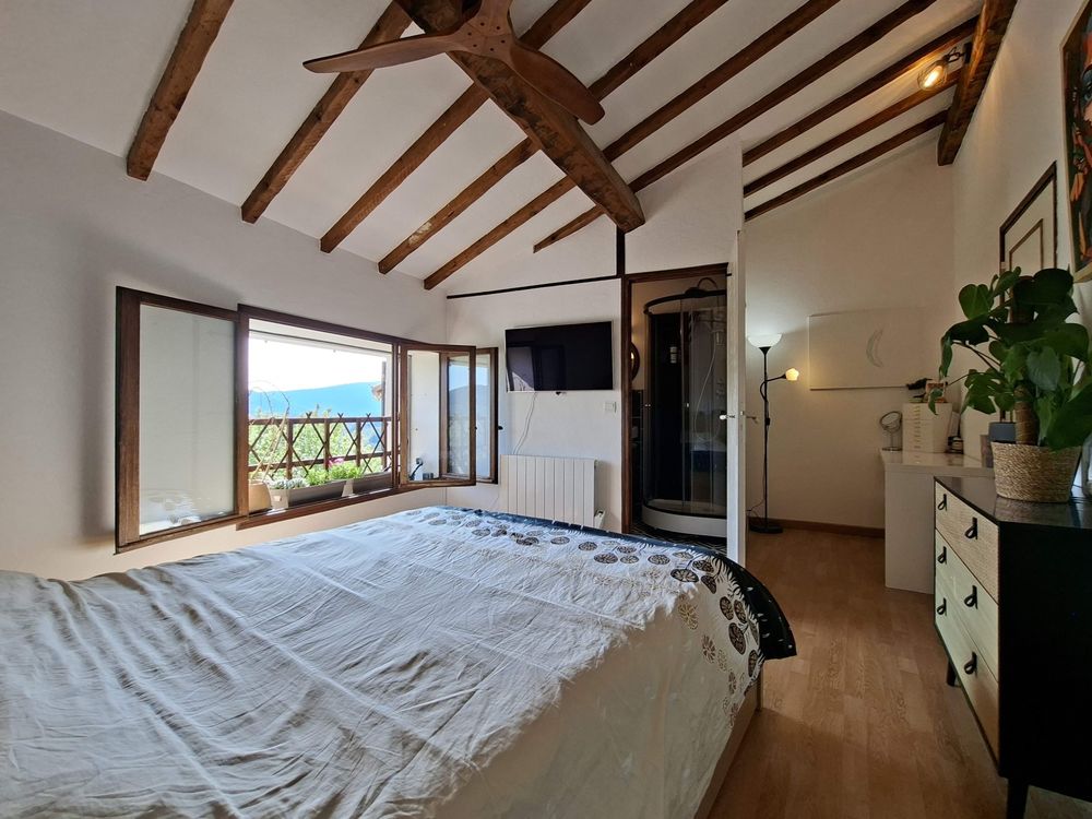 Vente Maison Maison de village 89 m� vue d�gag�e sans vis-�-vis plein sud Bagnols-en-for�t