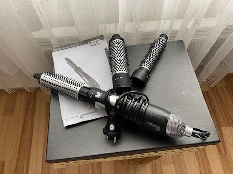 S�che cheveux ensemble brosse � air chaud 22 Schaffhouse-pr�s-Seltz (67)