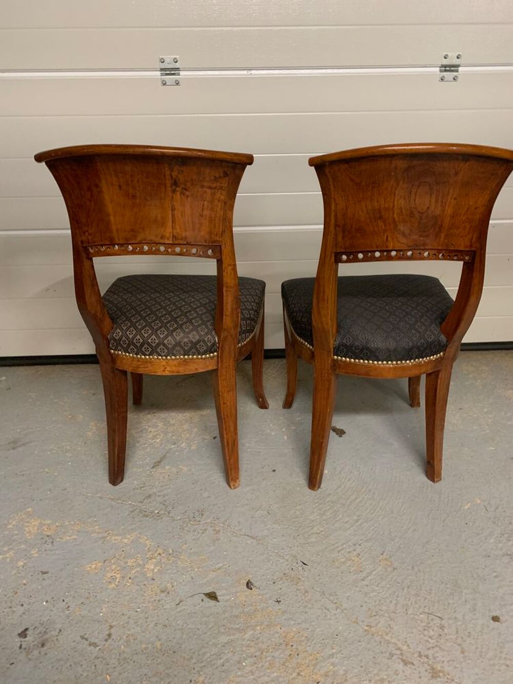 2 chaises de style Meubles