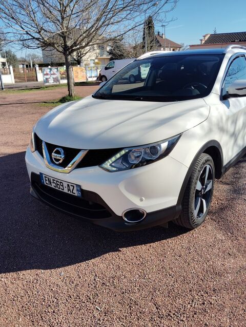 Nissan Qashqai 1.2 DIG-T 115 N-Connecta 2017 occasion Saint-Rémy 71100