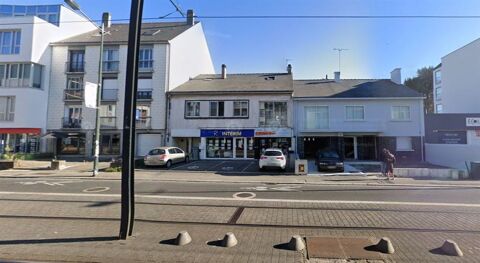 Local commercial refait à neuf sur axe passant + stationnement : Route de Vannes 1176 44100 Nantes