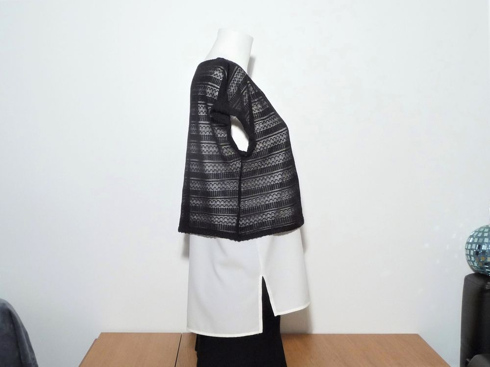 Double Top/ Tunique/ Tee Shirt Ecru avec son Top Court Noir Vêtements
