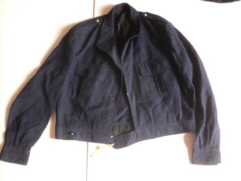 Uniforme Militaire Armée de l'air Paulhan  Fils Montpellier. 60 Loches (37)