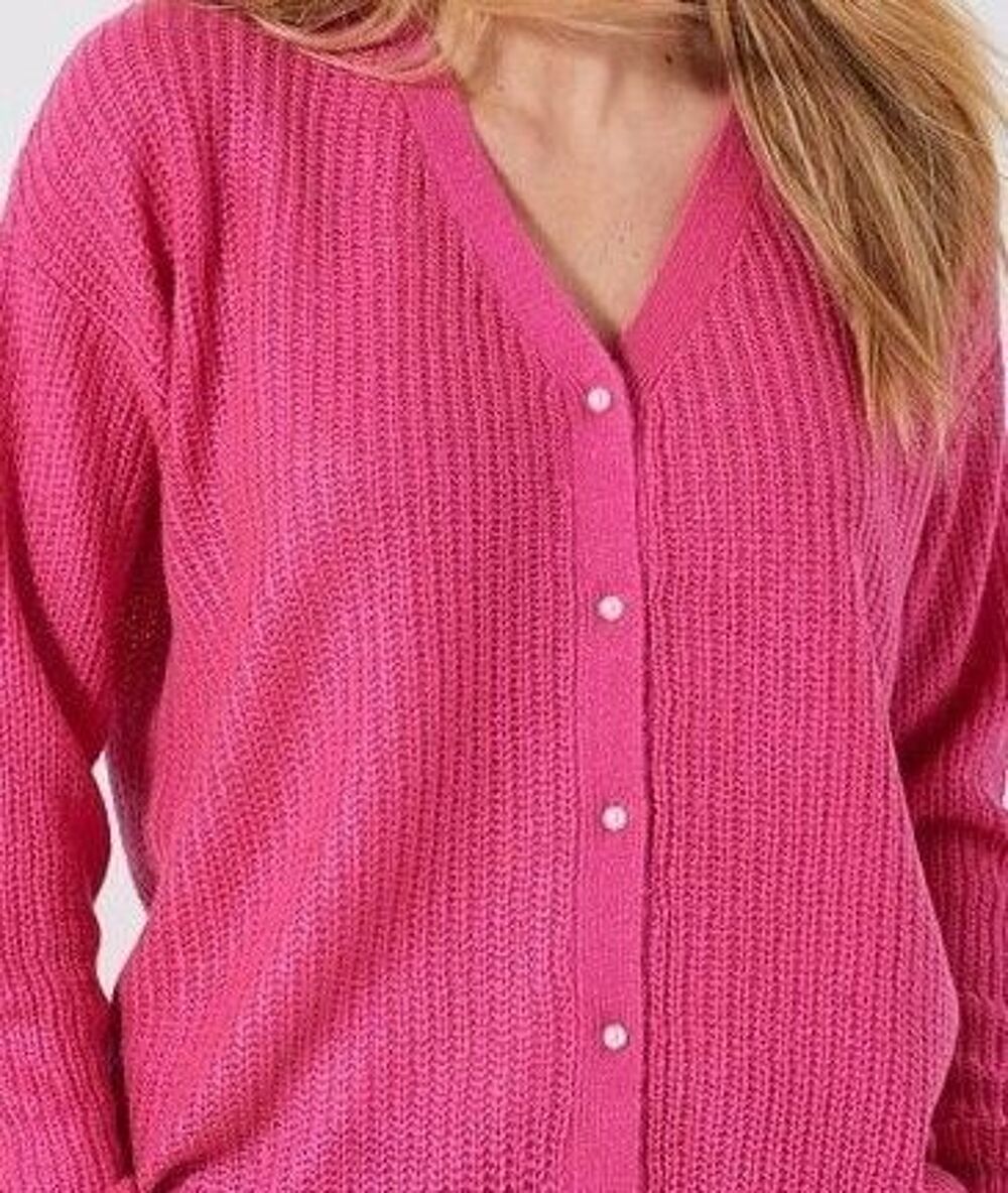 Beau gilet pull rose doux boutons perles T 38 - 40 - neuf Vêtements