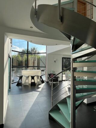  Maison à vendre 9 pièces 265 m²