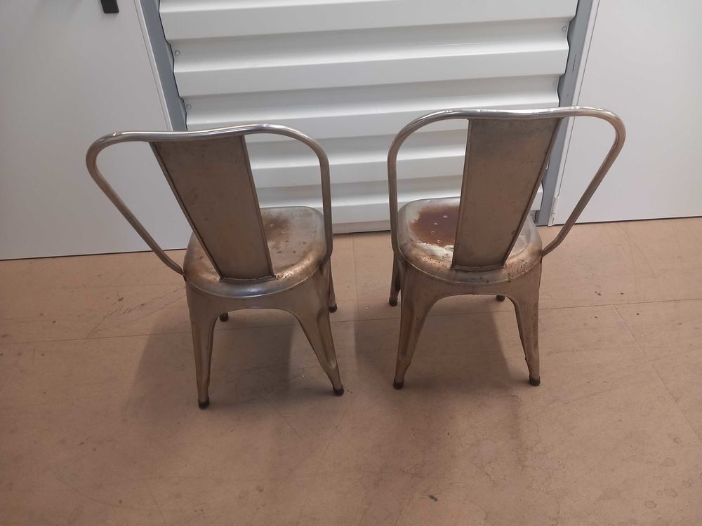 lot de 2 chaises m&eacute;tal desing Meubles