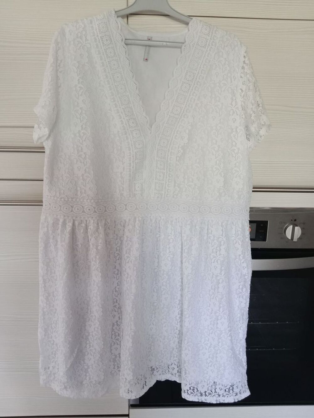 robe courte de mari&eacute;e Vêtements