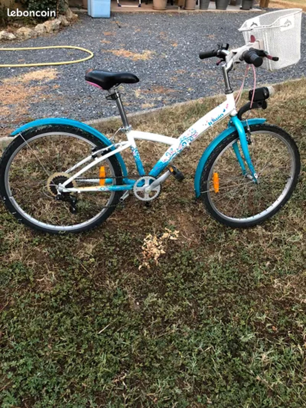 V&eacute;lo b'tw&icirc;n 24 pouces en bon &eacute;tat &agrave; 70 euros Vélos