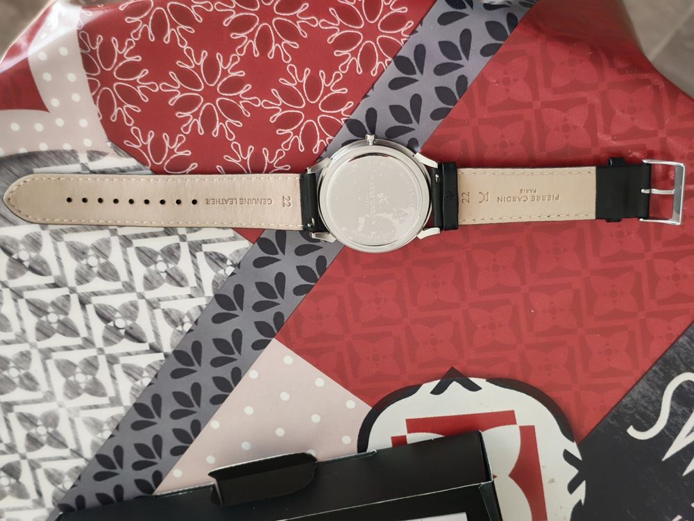 Montre homme Pierre Cardin Neuf Bijoux et montres