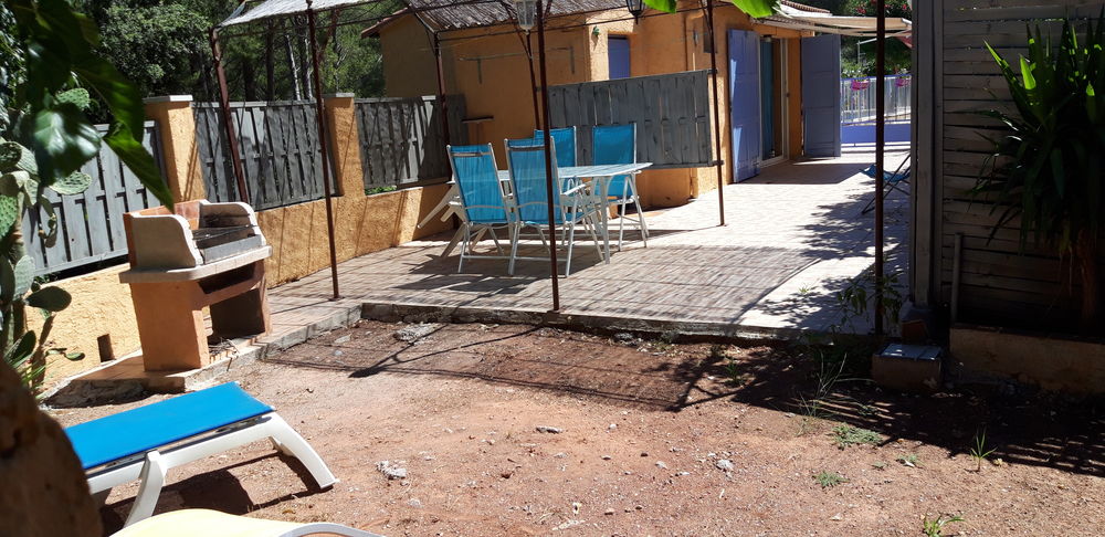   COTE D AZUR MAISON  4 PERS, LE VAR, PISCINE CLIM et PARKING  Provence-Alpes-Côte d'Azur, Toulon (83200)