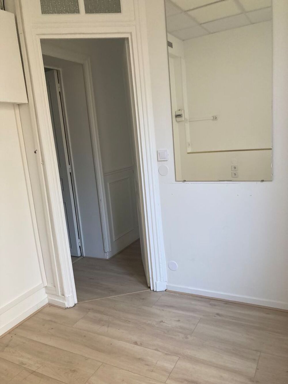 Vente Appartement AUBERVILLIERS RUE DES ECOLES
2 STUDIOS OCCUPES Montreuil