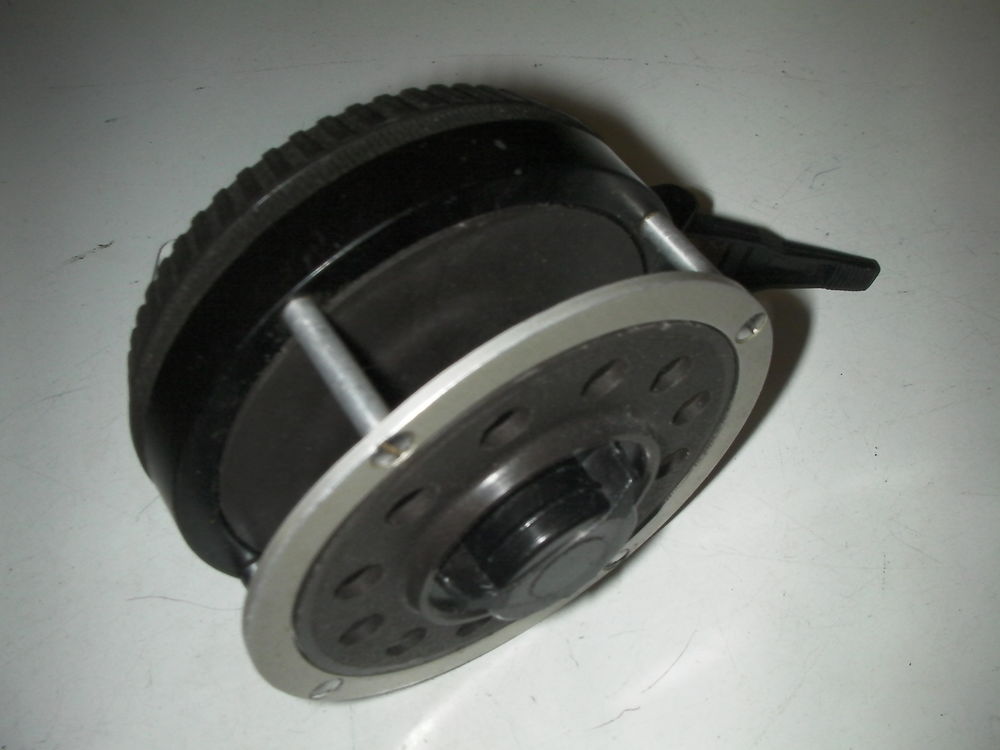Moulinet automatique MITCHELL 720 Sports