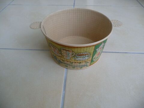 Moule à charlotte ancien Gaufrex décoré main motifs tasses e 20 Celles-sur-Belle (79)