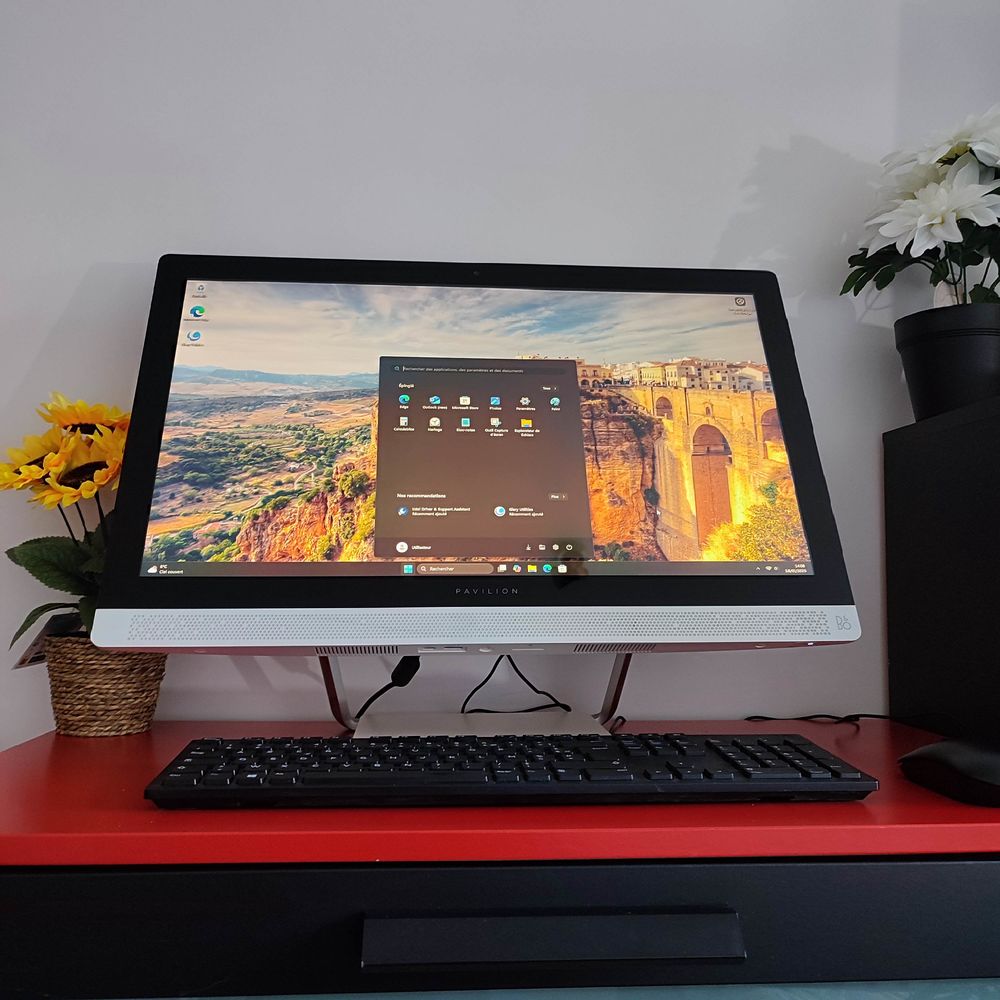 Pc Tout-en-Un HP Tactile Intel Core i3 4Go 1To Windows 11 Or Matériel informatique