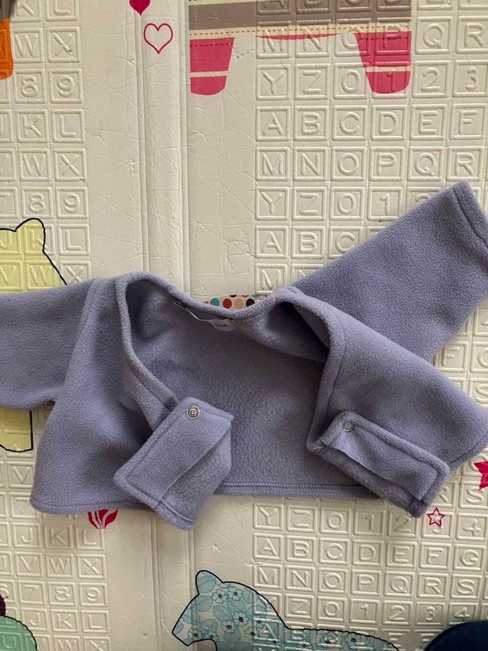 gilet Ekyog taille 3 mois Vêtements enfants