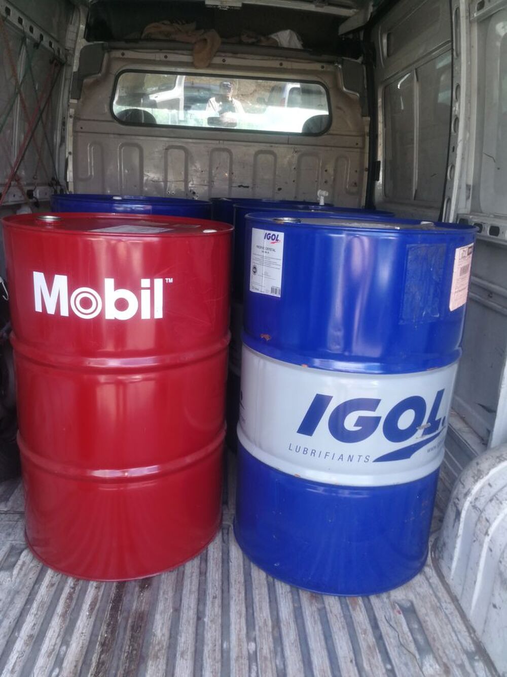 Bidons de 200 l en t&ocirc;le Bricolage