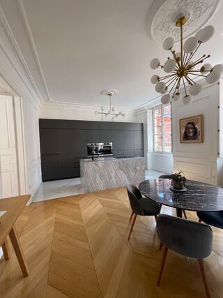  Appartement à vendre 6 pièces 185 m²