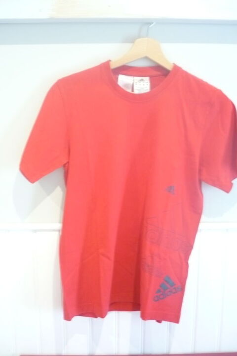 TEE SHIRT ADIDAS ROUGE 14 ANS 6 Le Versoud (38)
