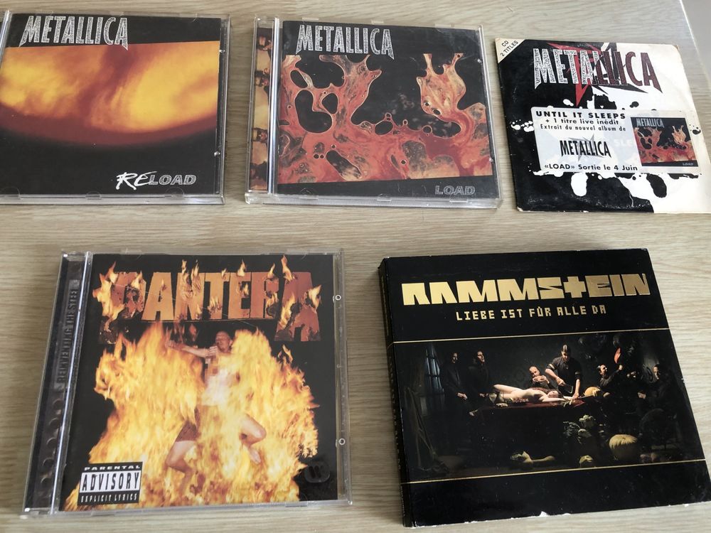 de cd m&eacute;tal CD et vinyles
