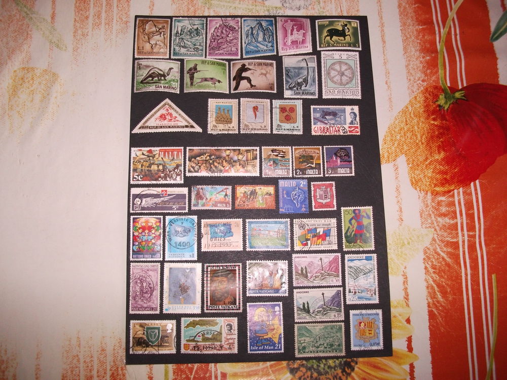 Lot de 88 timbres diff&eacute;rents Malte, Vatican
