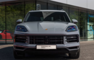 Cayenne E-HYBRID 3.0 V6 470 PHASE 2 2023 occasion 59000 Lille
