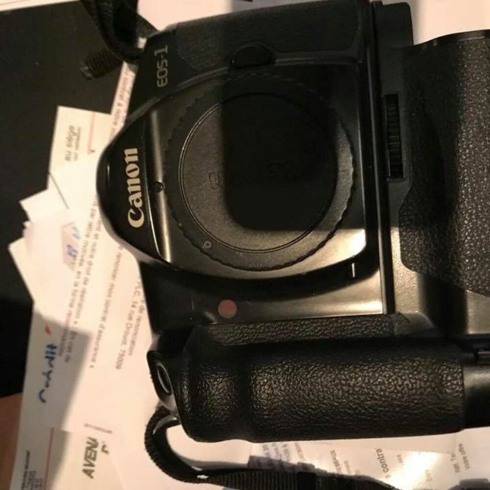 BOITIER CANON R&Eacute;FLEXE EOS ARGENTIQUE Photos/Video/TV