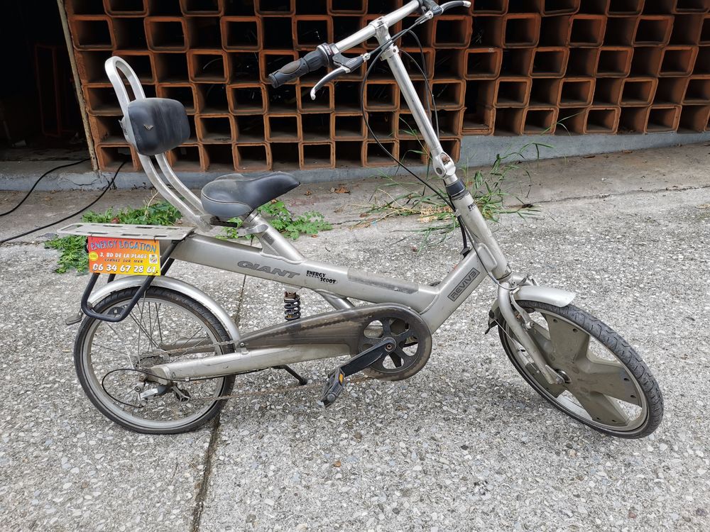V&eacute;lo Giant REVIVE Vélos