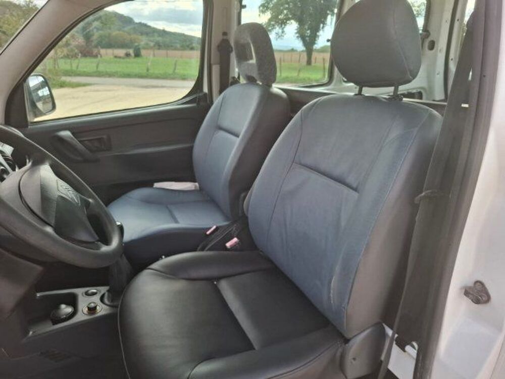 Berlingo BERLINGO 2.0 HDI 90CV DANGEL 4X4 2006 occasion 69320 Feyzin
