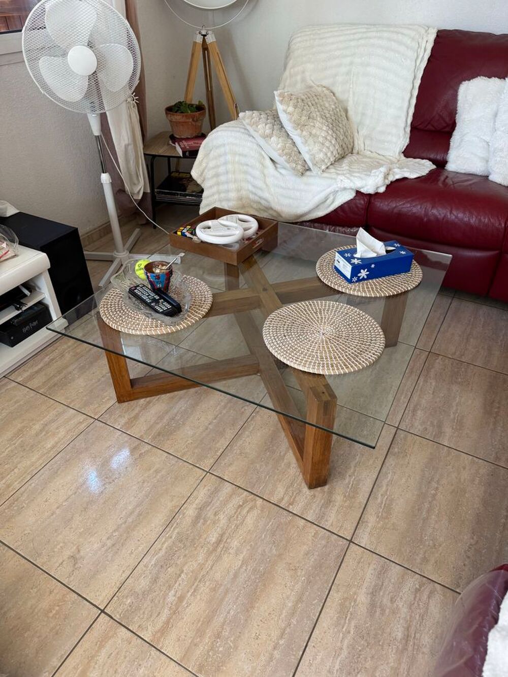 table basse en tech massif Meubles