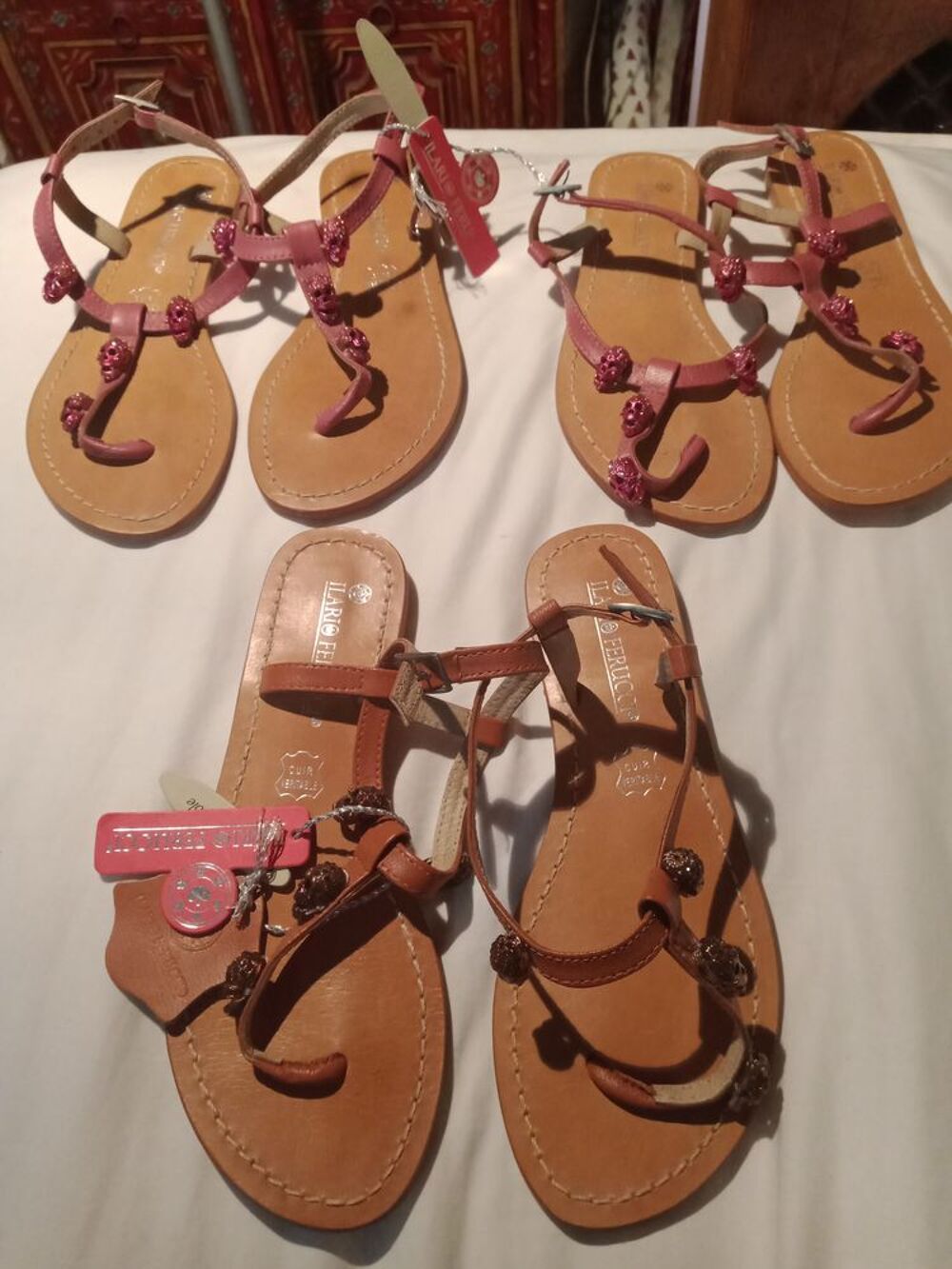 Sandales femme en cuir . Ilario Ferucci T 35/36 Chaussures