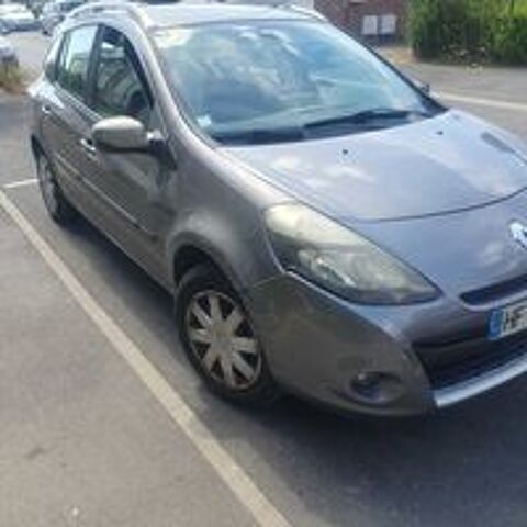 Clio III Estate Clio Estate III dCi 75 20th Euro 5 2011 occasion 59300 Valenciennes